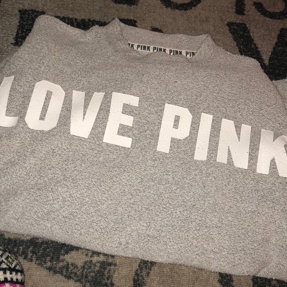 PINK Victoria's Secret Sweaters - Nwot love pink sweater small